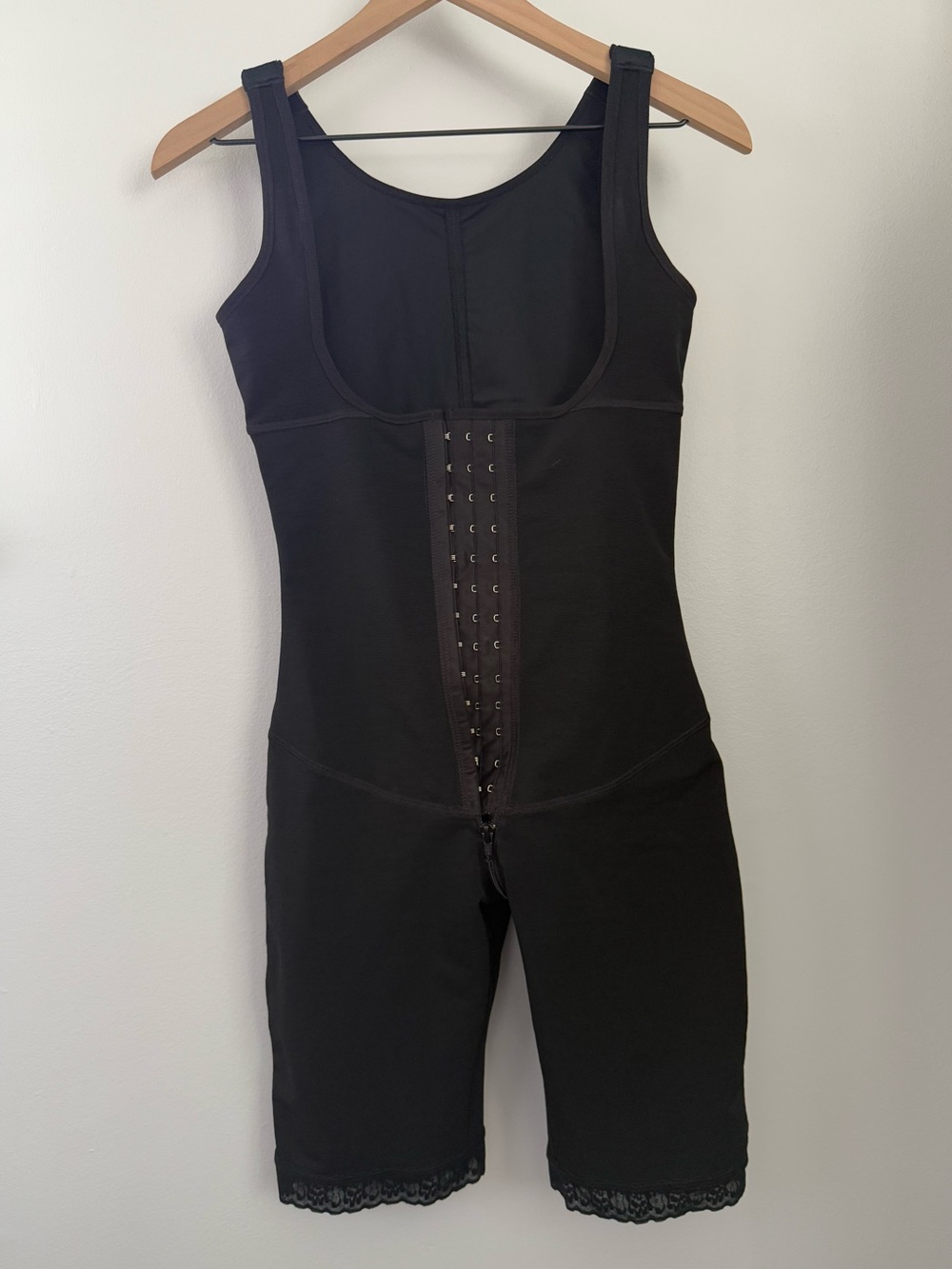 Vedette US Large Shapewear Thigh One Piece Black Faja Made in Colombia Hook Eye